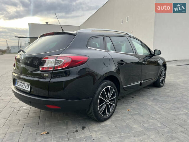 Черный Рено Меган, объемом двигателя 1.6 л и пробегом 221 тыс. км за 10900 $, фото 2 на Automoto.ua