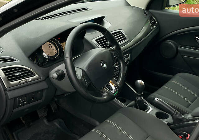 Черный Рено Меган, объемом двигателя 1.46 л и пробегом 318 тыс. км за 7500 $, фото 14 на Automoto.ua