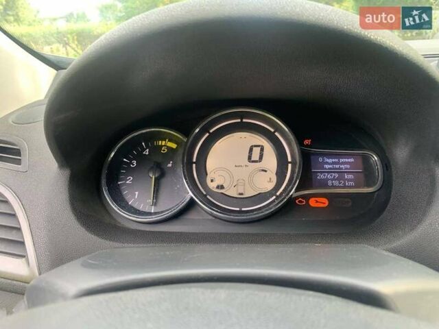 Чорний Рено Меган, об'ємом двигуна 1.46 л та пробігом 267 тис. км за 7000 $, фото 3 на Automoto.ua