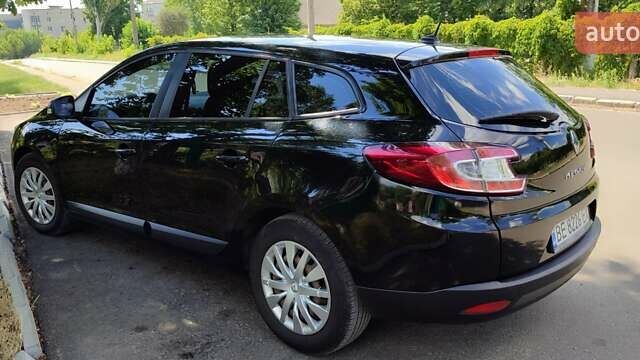 Черный Рено Меган, объемом двигателя 1.46 л и пробегом 306 тыс. км за 7000 $, фото 3 на Automoto.ua