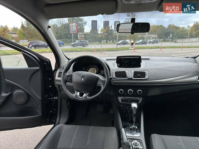 Черный Рено Меган, объемом двигателя 1.46 л и пробегом 260 тыс. км за 7550 $, фото 18 на Automoto.ua