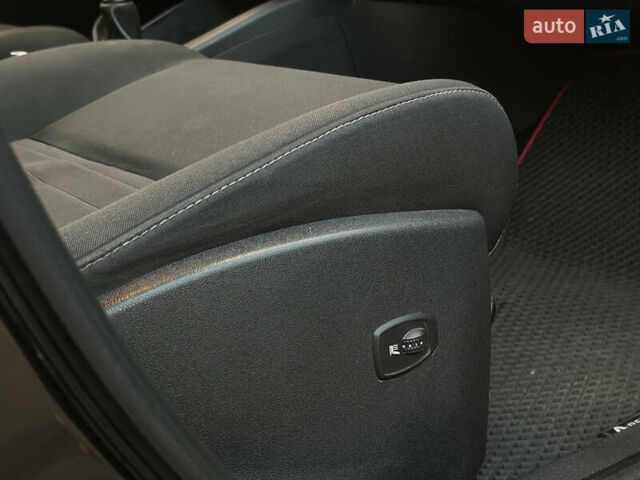 Черный Рено Меган, объемом двигателя 1.46 л и пробегом 286 тыс. км за 7600 $, фото 16 на Automoto.ua