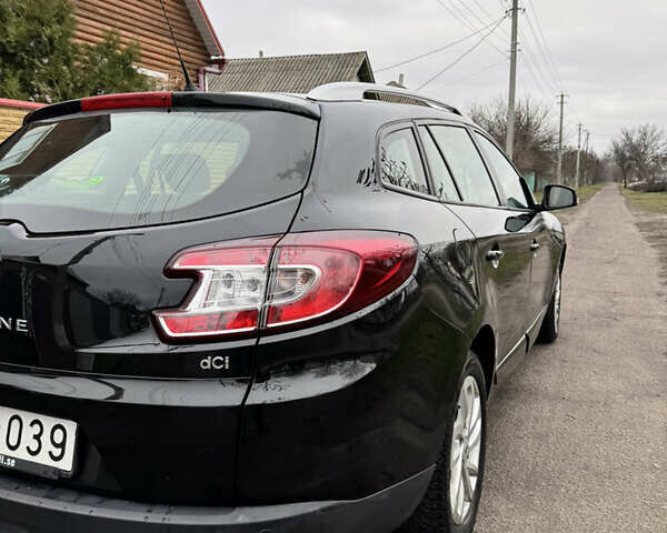 Черный Рено Меган, объемом двигателя 1.5 л и пробегом 101 тыс. км за 9499 $, фото 21 на Automoto.ua