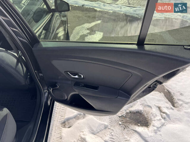 Черный Рено Меган, объемом двигателя 1.46 л и пробегом 260 тыс. км за 8000 $, фото 30 на Automoto.ua