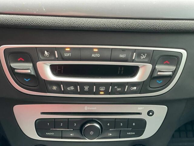 Черный Рено Меган, объемом двигателя 1.5 л и пробегом 263 тыс. км за 8999 $, фото 11 на Automoto.ua