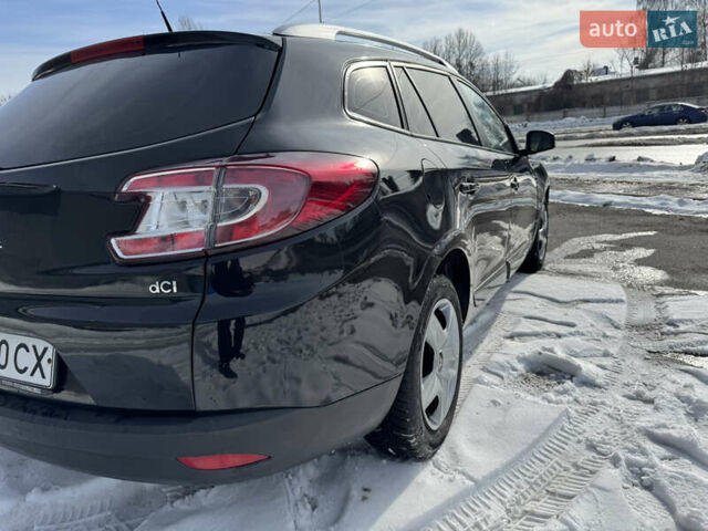 Черный Рено Меган, объемом двигателя 1.46 л и пробегом 260 тыс. км за 7770 $, фото 9 на Automoto.ua
