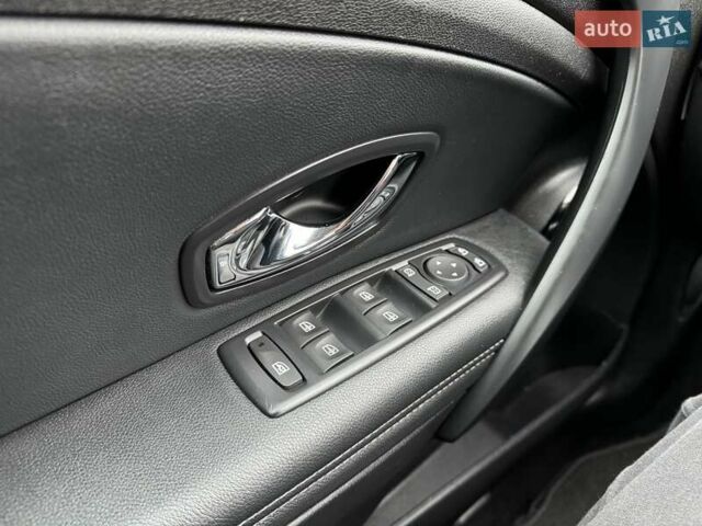 Черный Рено Меган, объемом двигателя 1.5 л и пробегом 205 тыс. км за 11150 $, фото 26 на Automoto.ua