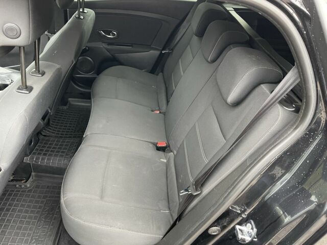 Черный Рено Меган, объемом двигателя 1.5 л и пробегом 260 тыс. км за 7700 $, фото 13 на Automoto.ua