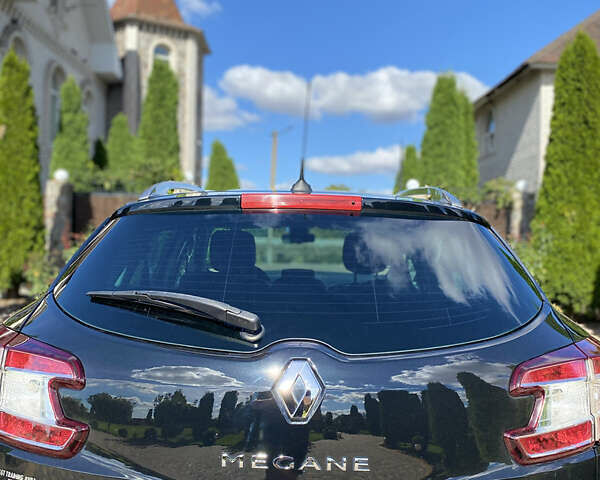 Черный Рено Меган, объемом двигателя 1.5 л и пробегом 230 тыс. км за 10480 $, фото 8 на Automoto.ua