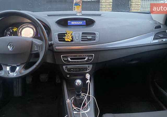 Черный Рено Меган, объемом двигателя 1.5 л и пробегом 214 тыс. км за 8700 $, фото 9 на Automoto.ua