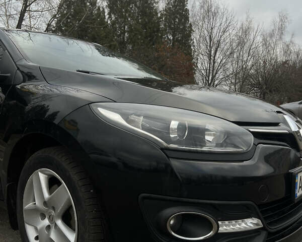 Черный Рено Меган, объемом двигателя 1.46 л и пробегом 251 тыс. км за 8200 $, фото 4 на Automoto.ua