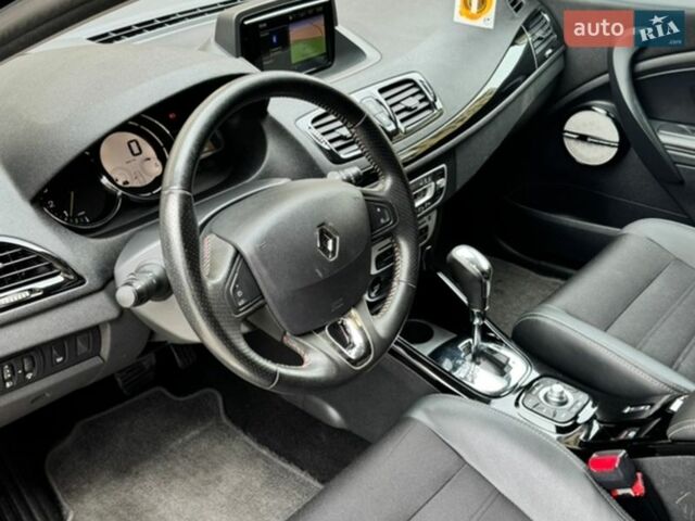 Черный Рено Меган, объемом двигателя 1.5 л и пробегом 177 тыс. км за 10400 $, фото 18 на Automoto.ua