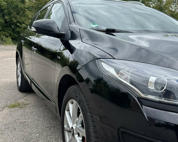 Черный Рено Меган, объемом двигателя 1.5 л и пробегом 254 тыс. км за 9550 $, фото 11 на Automoto.ua