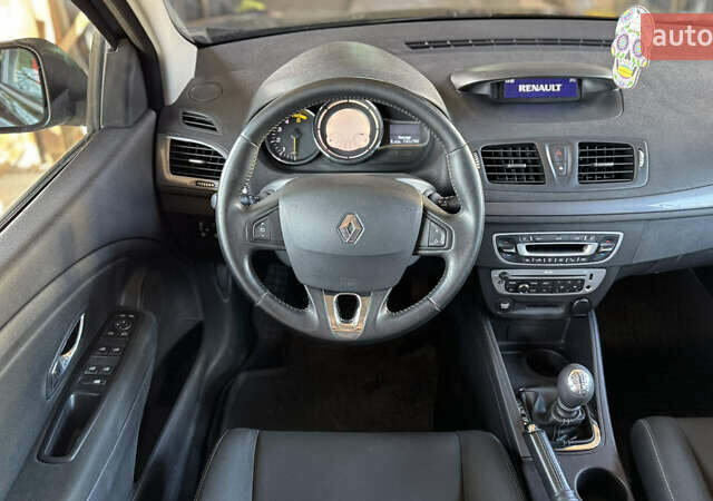 Черный Рено Меган, объемом двигателя 1.46 л и пробегом 258 тыс. км за 8300 $, фото 54 на Automoto.ua