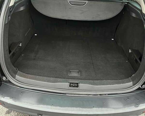 Черный Рено Меган, объемом двигателя 1.6 л и пробегом 219 тыс. км за 9999 $, фото 9 на Automoto.ua