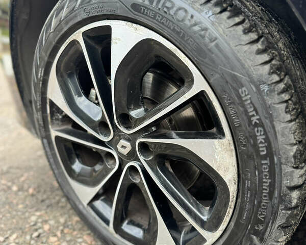 Черный Рено Меган, объемом двигателя 1.5 л и пробегом 207 тыс. км за 10900 $, фото 28 на Automoto.ua