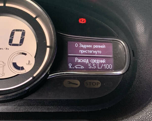 Черный Рено Меган, объемом двигателя 1.46 л и пробегом 244 тыс. км за 8999 $, фото 25 на Automoto.ua