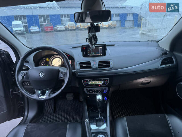 Чорний Рено Меган, об'ємом двигуна 1.5 л та пробігом 231 тис. км за 9300 $, фото 11 на Automoto.ua