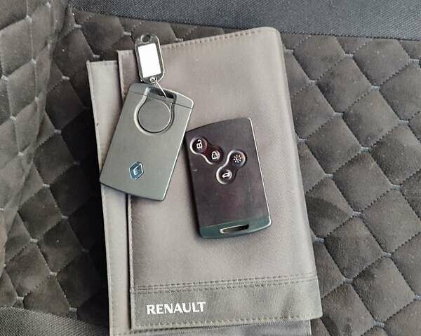 Рено Меган 2015 в Ковель на Automoto.ua Черный Рено Меган, объемом двигателя 1.5 л и пробегом 216 тыс. км за 9300 $, фото 17 на Automoto.ua