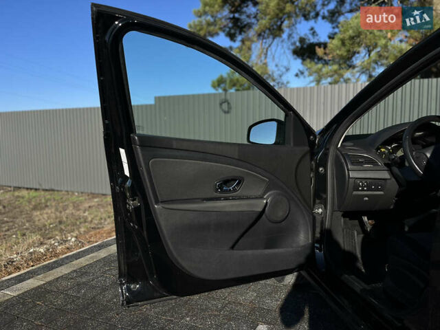 Черный Рено Меган, объемом двигателя 1.46 л и пробегом 194 тыс. км за 8600 $, фото 13 на Automoto.ua