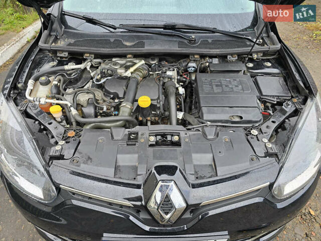 Черный Рено Меган, объемом двигателя 1.5 л и пробегом 207 тыс. км за 10900 $, фото 90 на Automoto.ua