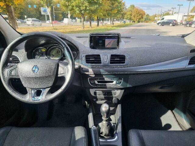 Черный Рено Меган, объемом двигателя 1.5 л и пробегом 217 тыс. км за 7950 $, фото 19 на Automoto.ua