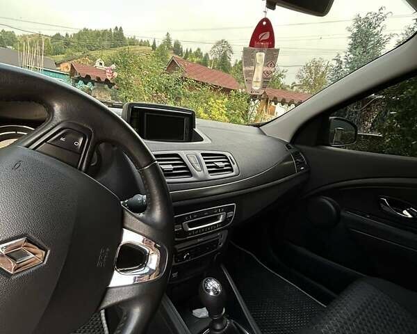 Черный Рено Меган, объемом двигателя 1.46 л и пробегом 162 тыс. км за 8499 $, фото 12 на Automoto.ua