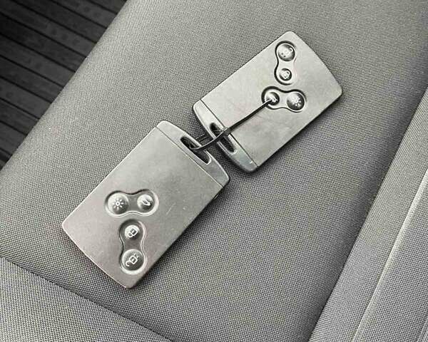 Рено Меган 2015 в Луцке на Automoto.ua Черный Рено Меган, объемом двигателя 1.5 л и пробегом 106 тыс. км за 10400 $, фото 15 на Automoto.ua