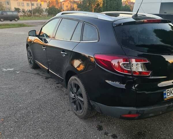 Рено Меган 2015 в Ровно на Automoto.ua Черный Рено Меган, объемом двигателя 1.6 л и пробегом 198 тыс. км за 7800 $, фото 16 на Automoto.ua