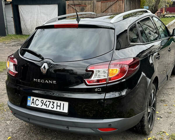 Черный Рено Меган, объемом двигателя 1.5 л и пробегом 207 тыс. км за 10900 $, фото 12 на Automoto.ua