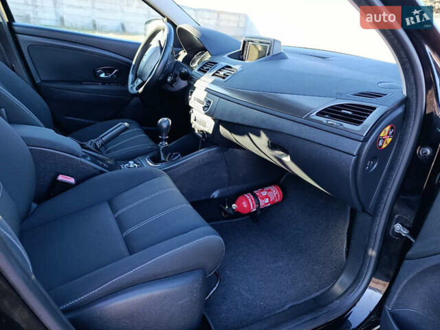 Чорний Рено Меган, об'ємом двигуна 1.5 л та пробігом 242 тис. км за 9300 $, фото 22 на Automoto.ua