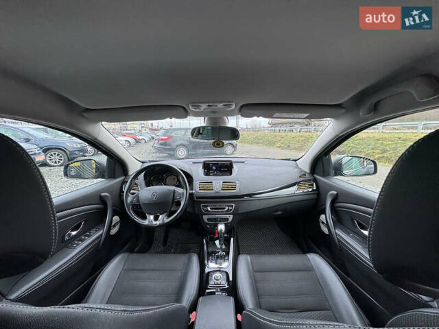 Чорний Рено Меган, об'ємом двигуна 1.46 л та пробігом 233 тис. км за 9500 $, фото 34 на Automoto.ua