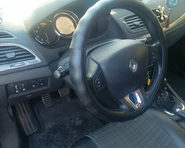 Черный Рено Меган, объемом двигателя 1.46 л и пробегом 299 тыс. км за 9000 $, фото 5 на Automoto.ua
