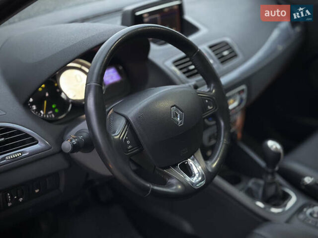 Черный Рено Меган, объемом двигателя 1.5 л и пробегом 276 тыс. км за 8700 $, фото 31 на Automoto.ua