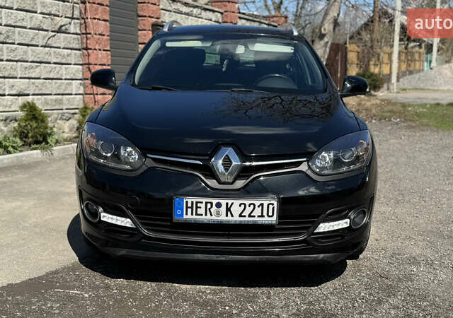 Черный Рено Меган, объемом двигателя 1.46 л и пробегом 258 тыс. км за 8300 $, фото 3 на Automoto.ua