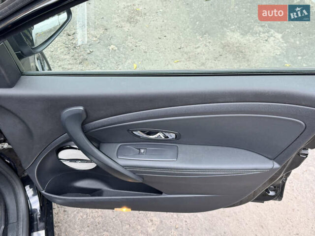 Черный Рено Меган, объемом двигателя 1.5 л и пробегом 207 тыс. км за 10900 $, фото 38 на Automoto.ua