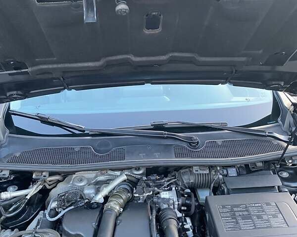 Черный Рено Меган, объемом двигателя 1.5 л и пробегом 202 тыс. км за 10860 $, фото 24 на Automoto.ua