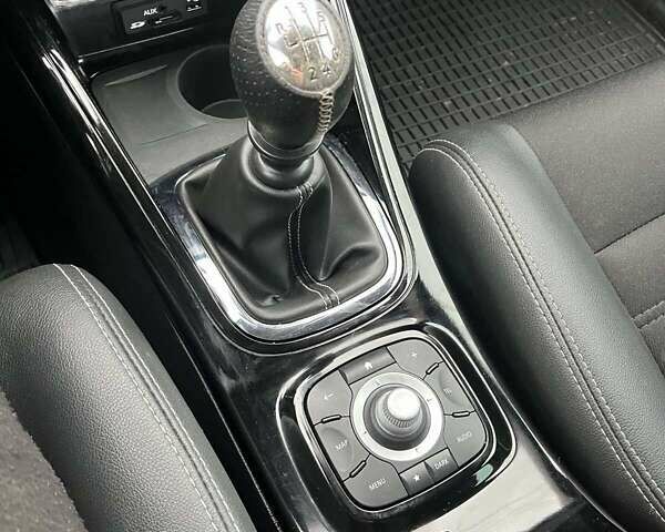 Черный Рено Меган, объемом двигателя 1.6 л и пробегом 219 тыс. км за 9999 $, фото 12 на Automoto.ua