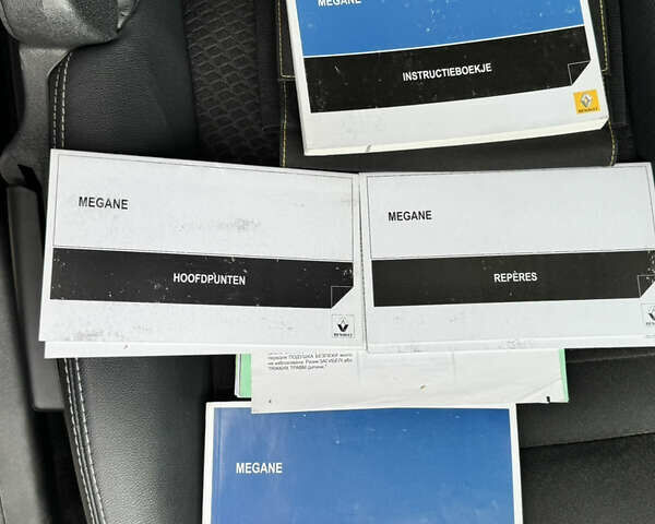 Черный Рено Меган, объемом двигателя 1.5 л и пробегом 207 тыс. км за 10900 $, фото 94 на Automoto.ua