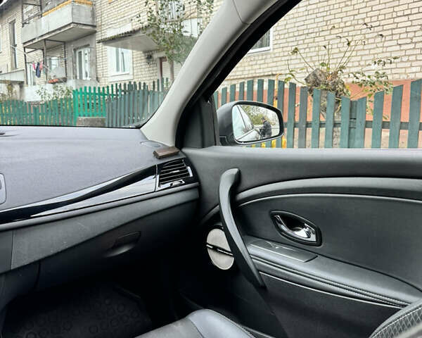 Черный Рено Меган, объемом двигателя 1.5 л и пробегом 207 тыс. км за 10900 $, фото 69 на Automoto.ua