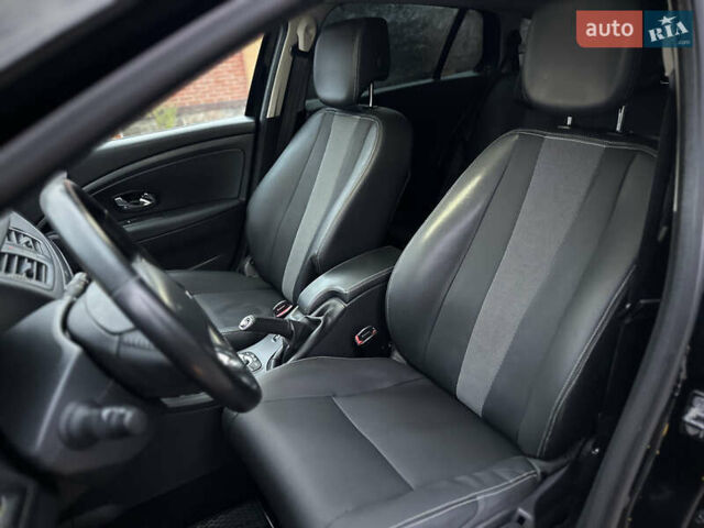 Черный Рено Меган, объемом двигателя 1.5 л и пробегом 276 тыс. км за 8700 $, фото 32 на Automoto.ua