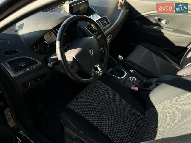 Черный Рено Меган, объемом двигателя 1.46 л и пробегом 194 тыс. км за 8600 $, фото 19 на Automoto.ua