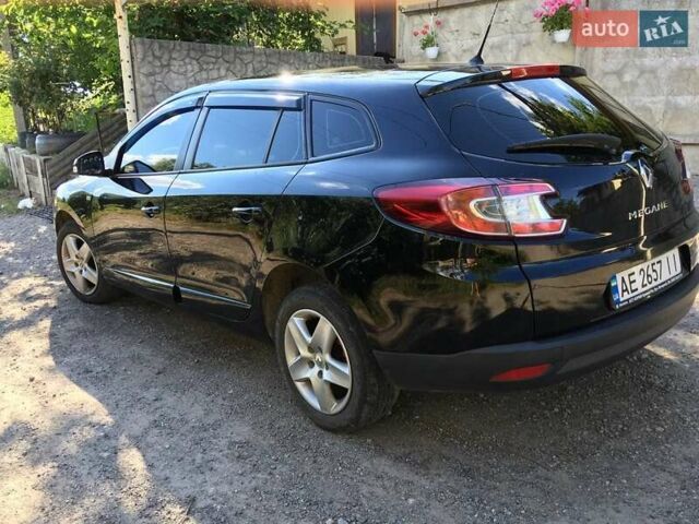 Рено Меган 2015 в Каменское - Днепродзержинск на Automoto.ua Черный Рено Меган, объемом двигателя 1.5 л и пробегом 224 тыс. км за 10000 $, фото 5 на Automoto.ua