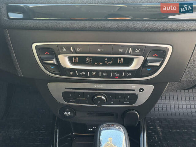 Чорний Рено Меган, об'ємом двигуна 1.5 л та пробігом 190 тис. км за 10999 $, фото 31 на Automoto.ua