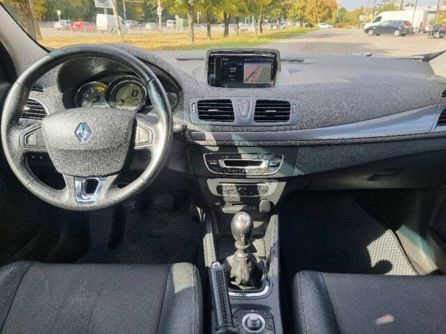 Черный Рено Меган, объемом двигателя 1.5 л и пробегом 217 тыс. км за 7950 $, фото 18 на Automoto.ua