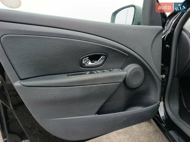 Черный Рено Меган, объемом двигателя 1.5 л и пробегом 242 тыс. км за 9500 $, фото 15 на Automoto.ua