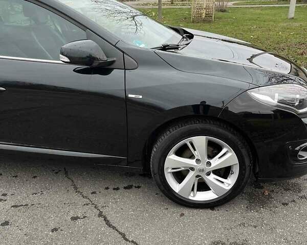 Черный Рено Меган, объемом двигателя 1.6 л и пробегом 219 тыс. км за 9999 $, фото 1 на Automoto.ua