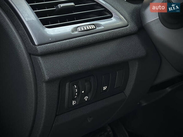 Черный Рено Меган, объемом двигателя 1.5 л и пробегом 276 тыс. км за 8700 $, фото 30 на Automoto.ua