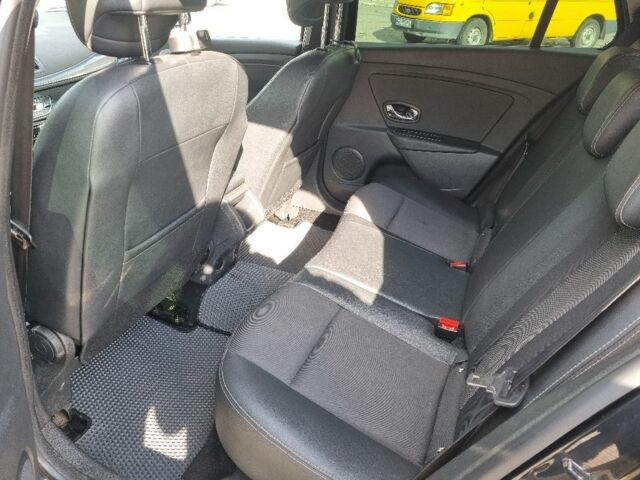 Черный Рено Меган, объемом двигателя 1.5 л и пробегом 217 тыс. км за 7950 $, фото 17 на Automoto.ua