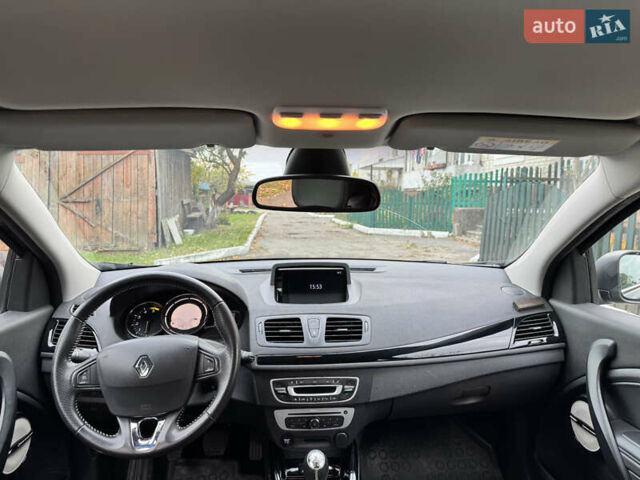 Черный Рено Меган, объемом двигателя 1.5 л и пробегом 207 тыс. км за 10900 $, фото 45 на Automoto.ua